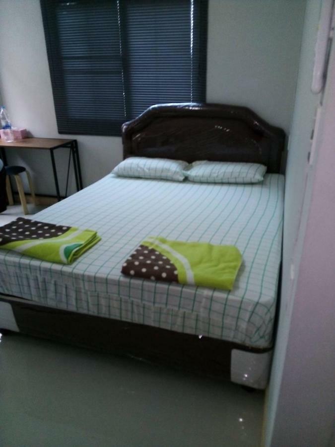 808 Bangkok Apartment Bagian luar foto